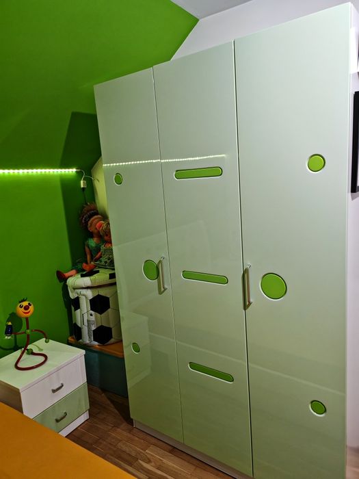 Mobila de copii culoarea verde