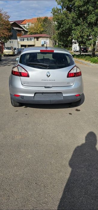 Vand Renault Megane 3 hatchback automat 2015
