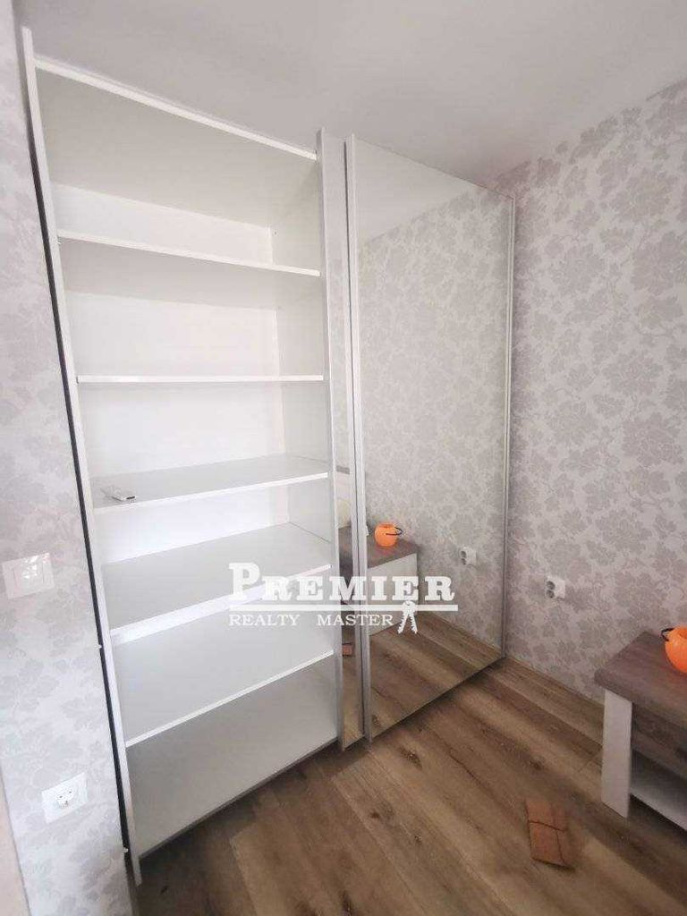Продава се Двустаен апартамент в Бургас, Сарафово - 75 кв.м за 1714 €/кв.м - Снимка #2
