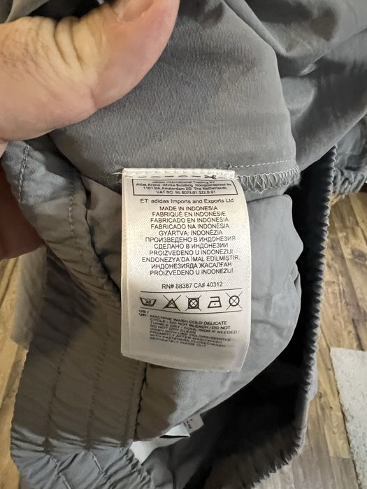 Adidas Originals size L