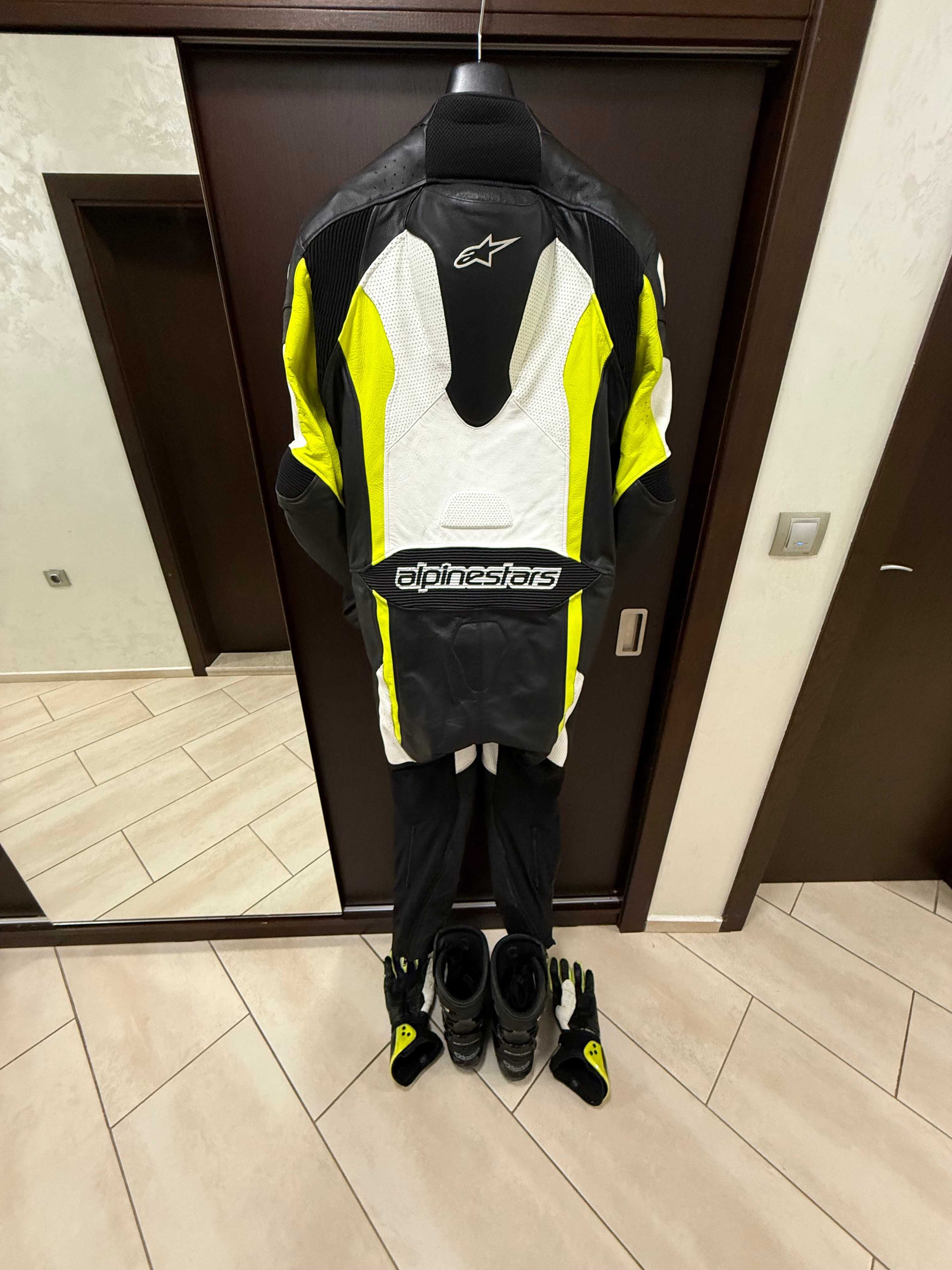Цял екип Alpinestars Challenger за мотор за писта Ботуши SMX PLUS