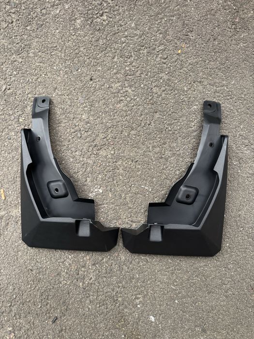 Брезговики на рав 4 2021 года