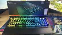 Roccat Vulcan 121 Aimo Tastatura Mecanica Gaming RGB