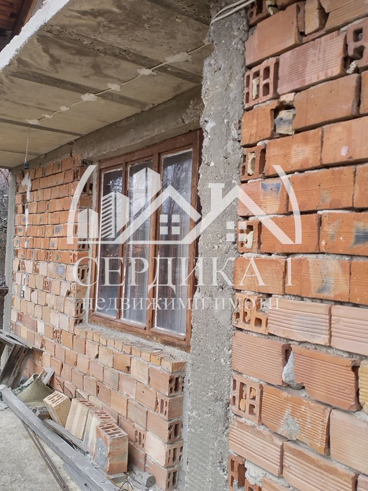 Продава се Къща в с. Мламолово, Област Кюстендил - 234 кв.м за 153 €/кв.м - Снимка #5