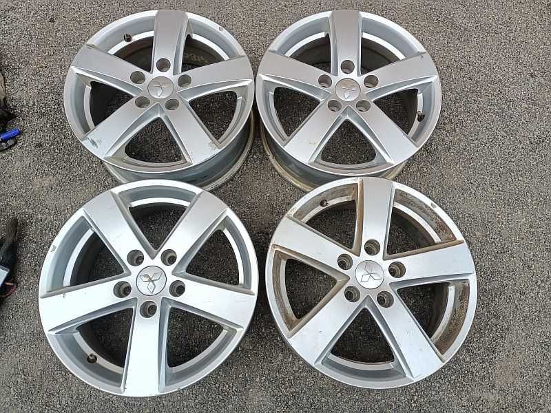 Продам оригинальные легкосплавные диски "MAK" на Mitsubishi.