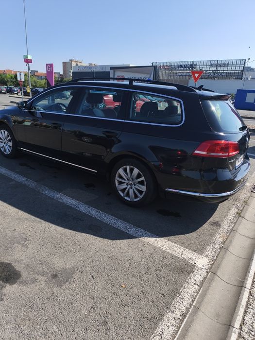 Vând Volkswagen Passat B7 Combi