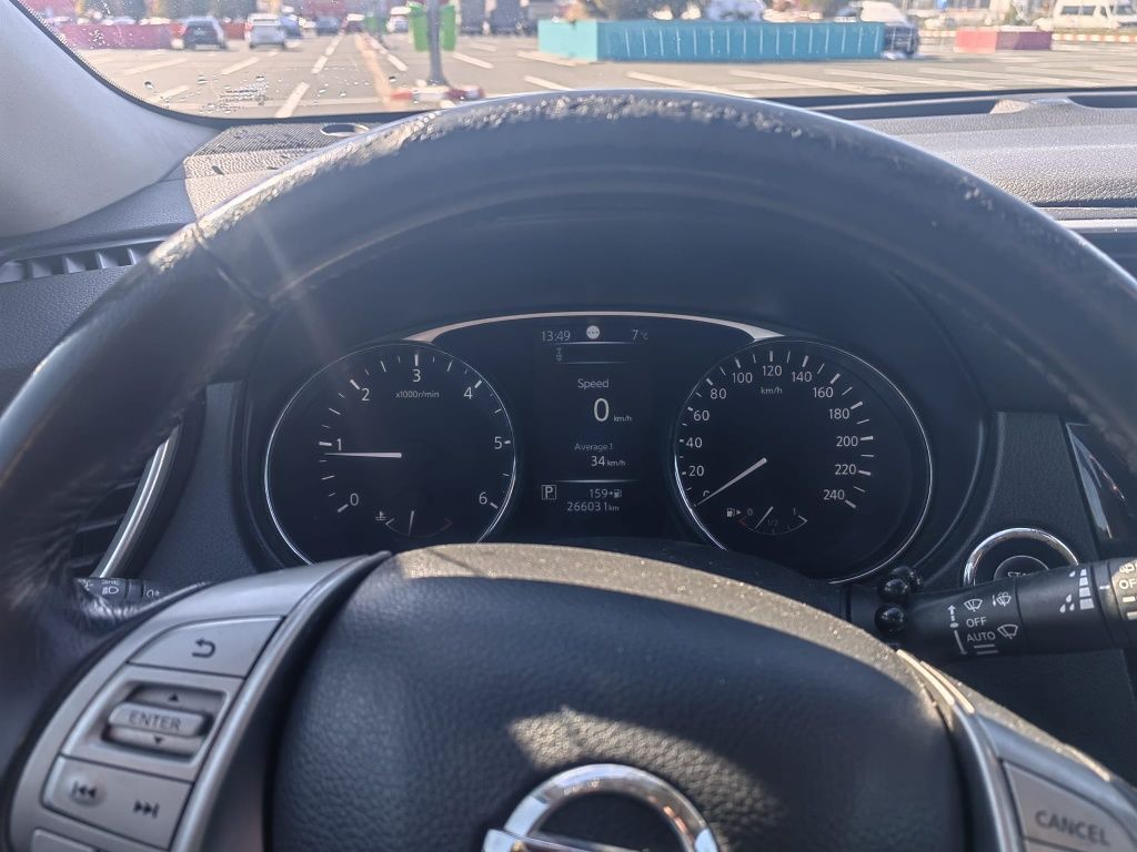 Nissan x-trail 2015