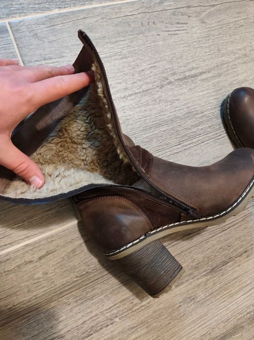 Дамски ботуши - естествена кожа с вълна