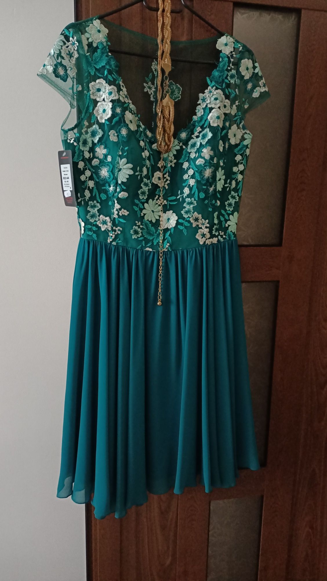 Rochie eleganta verde