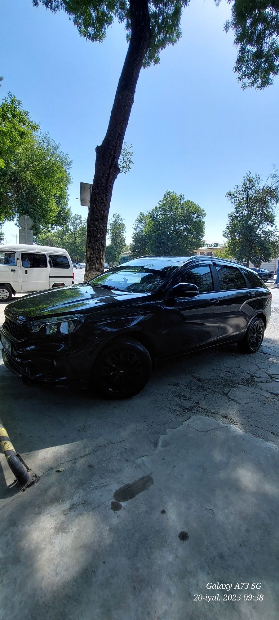 Lada Vesta SW 1.6 kam xarajatli