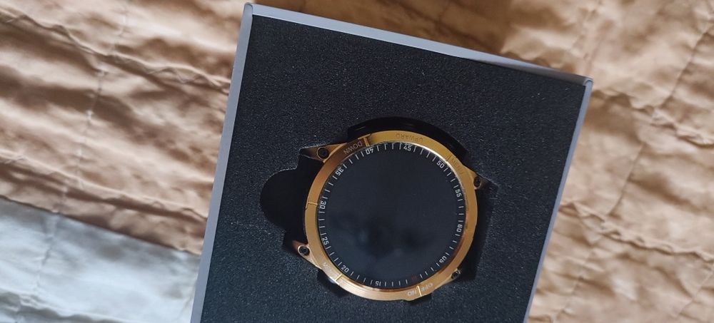 GS Fenix 7 smart watch