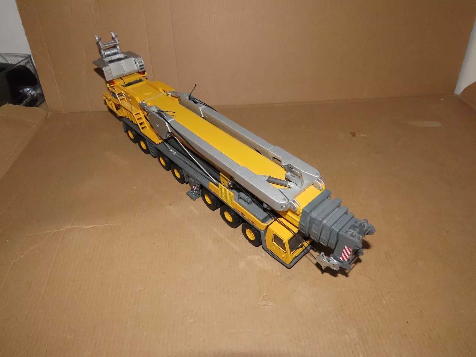 Macheta 1:50 Grove GMK 7550/7450 Full Metal Full Box