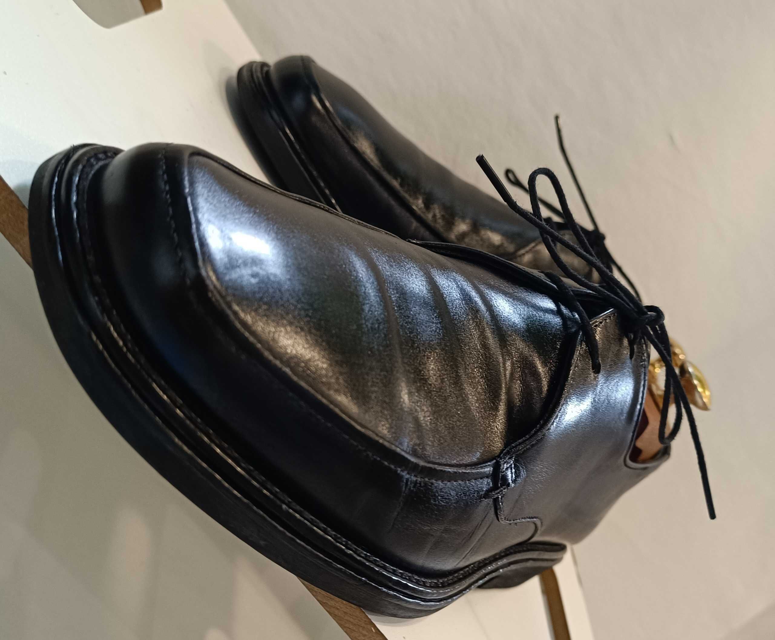 Pantofi derby split toe 41 41.5 de lux Hugo Boss piele naturala moale
