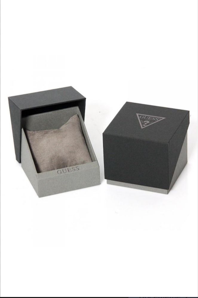Дамски часовник Guess