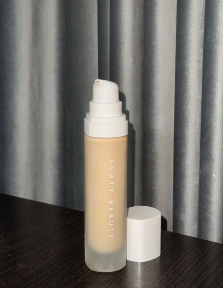 Fenty Beauty fond de ten
