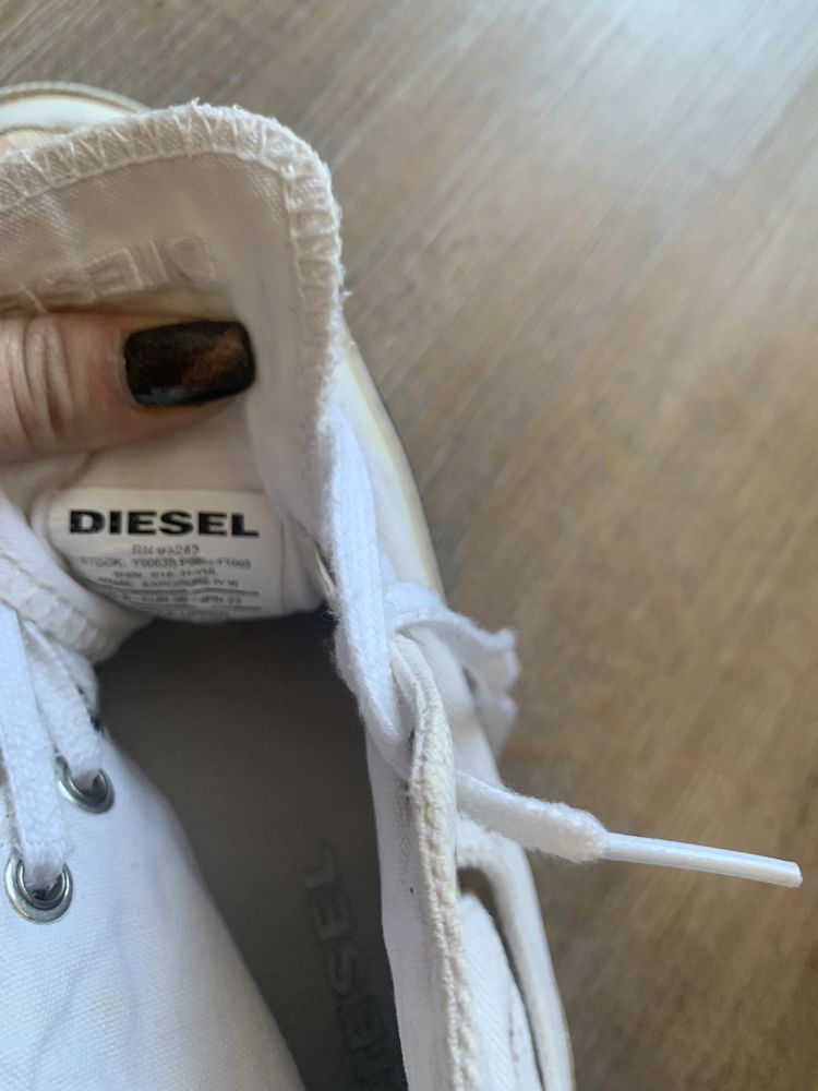 Кецове Converse , Diesel