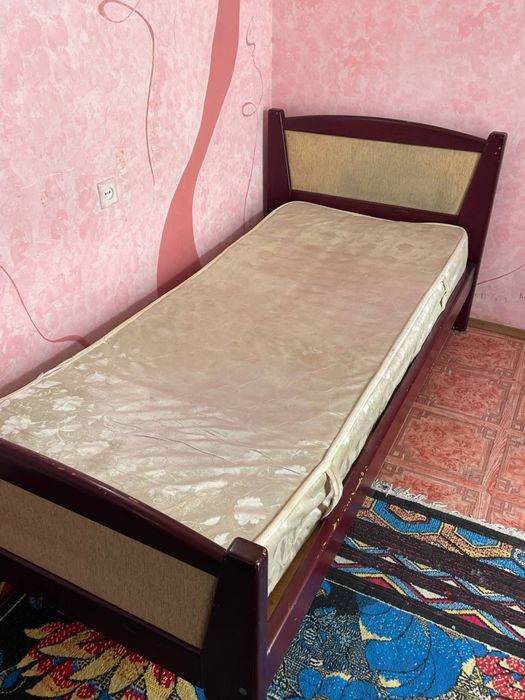 Кровать односпальная