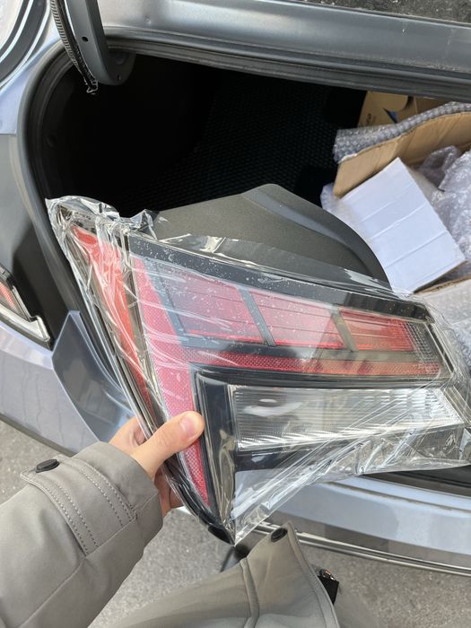 Фонарь задняя левая