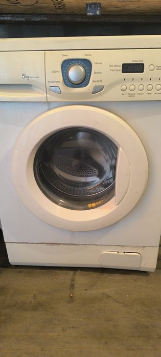 Стиральная машина LG автомат