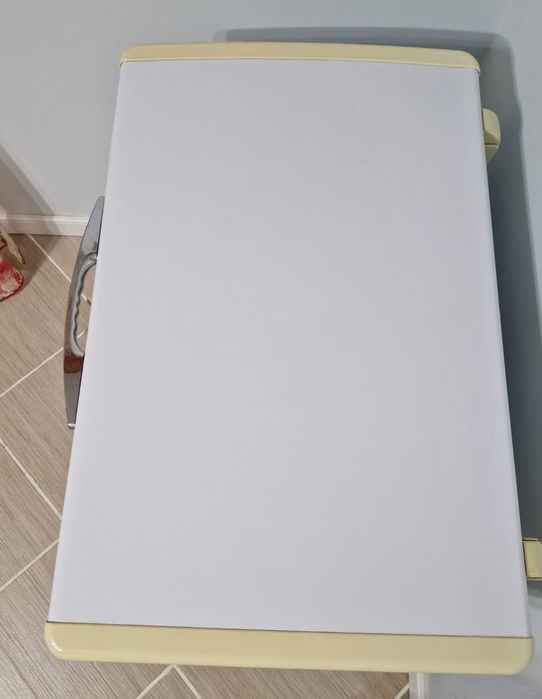 Продается Морозильник