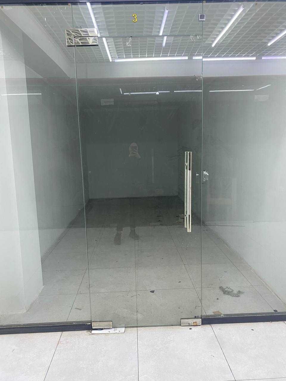 Продается магазин 13 кв.м  на Катартале