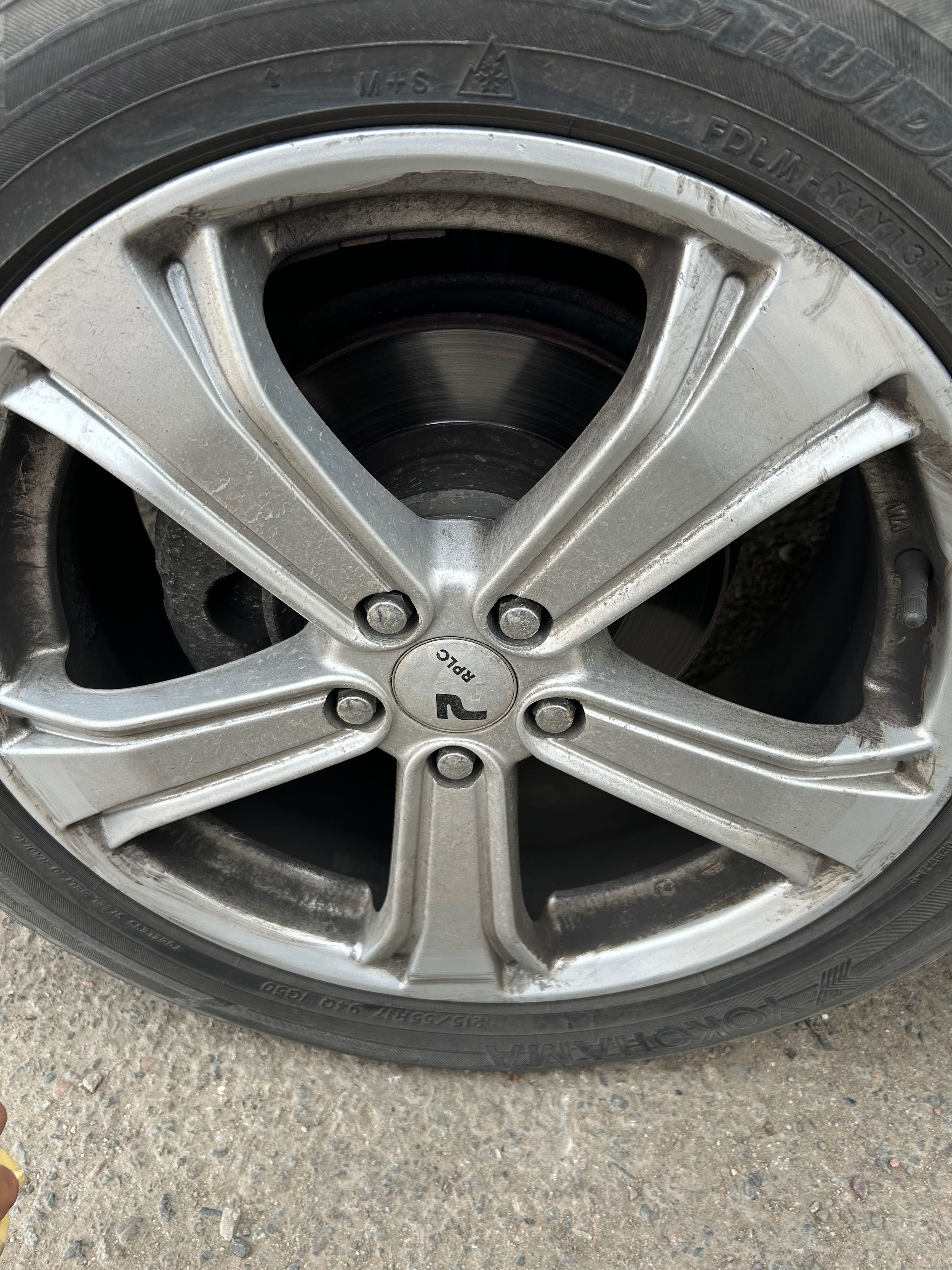 Диски r17 ,5.100 с зимними колесами дам фирма yokohama