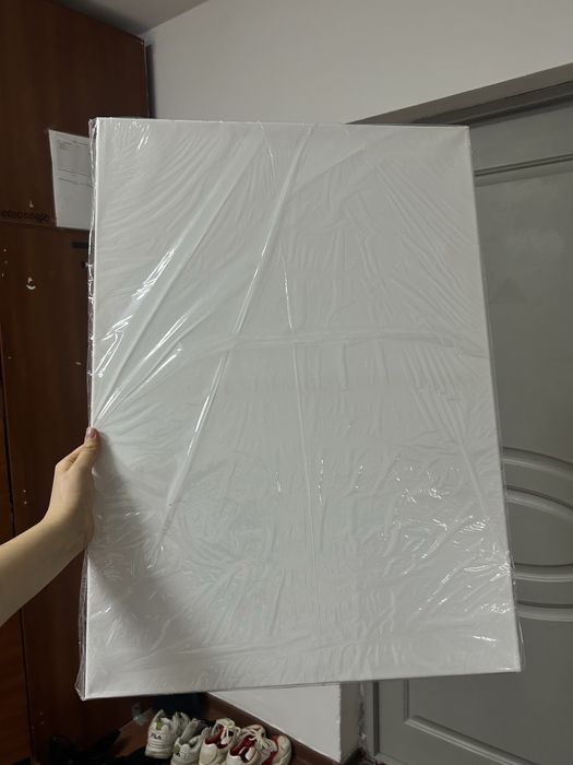 Продаю холсты 50/70
