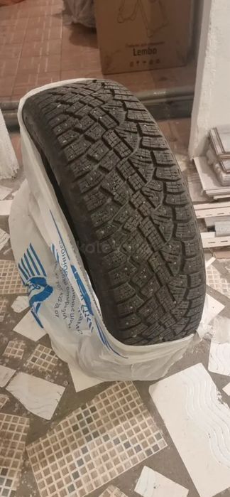 Зимние шины R19 для кроссовера (3 хорошие + 1 на восстановление)