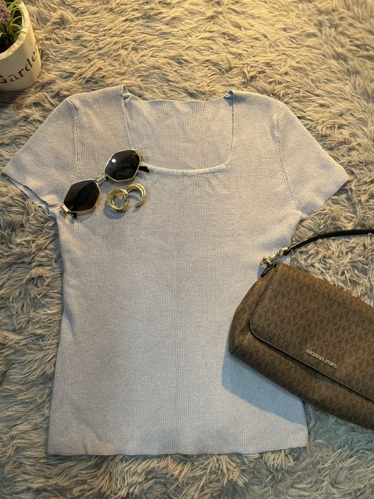 Женские стильные кофточки . Все бренд ! Дешево ! Срочно !