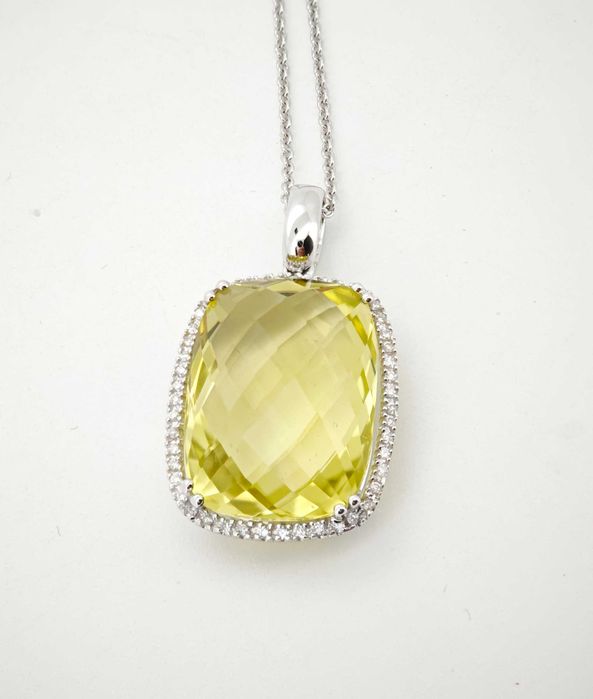 Colier aur 18k cu diamante si quartz