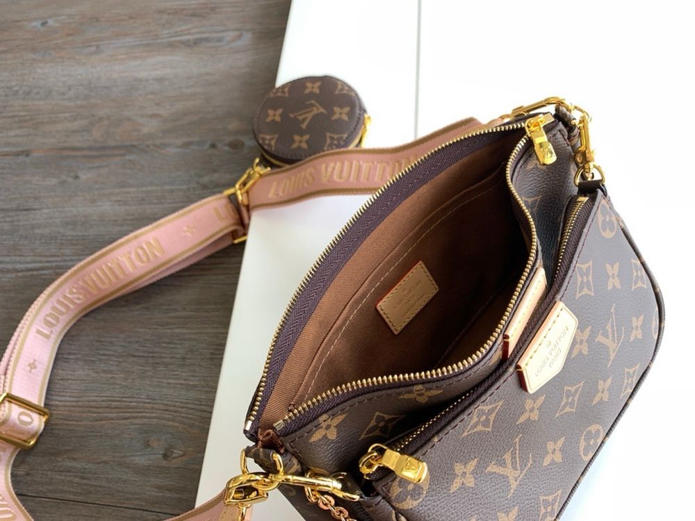 Louis Vuitton M44840