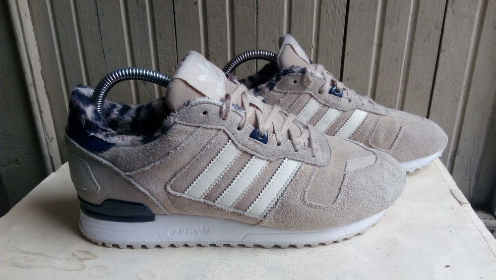 ''Adidas ZX 700 W''оригинални маратонки 39 номер