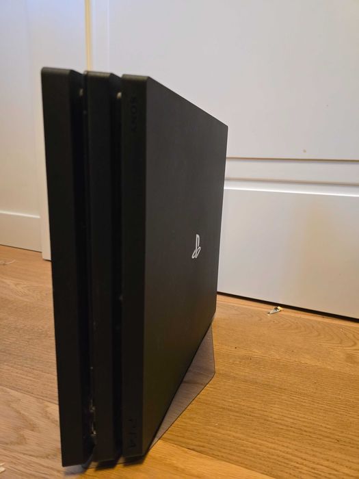 Playstation 4 Pro 1TB