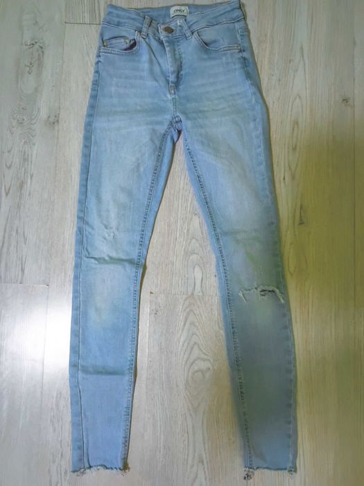 Дамски светли дънки