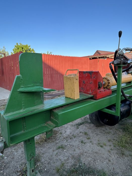 Vand spargator de lemne