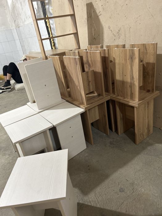 Табуретка стуля стол