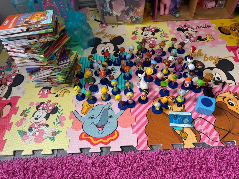 Lot imens 58 povesti audio+ 60 cărți fizice cu povesti Disney