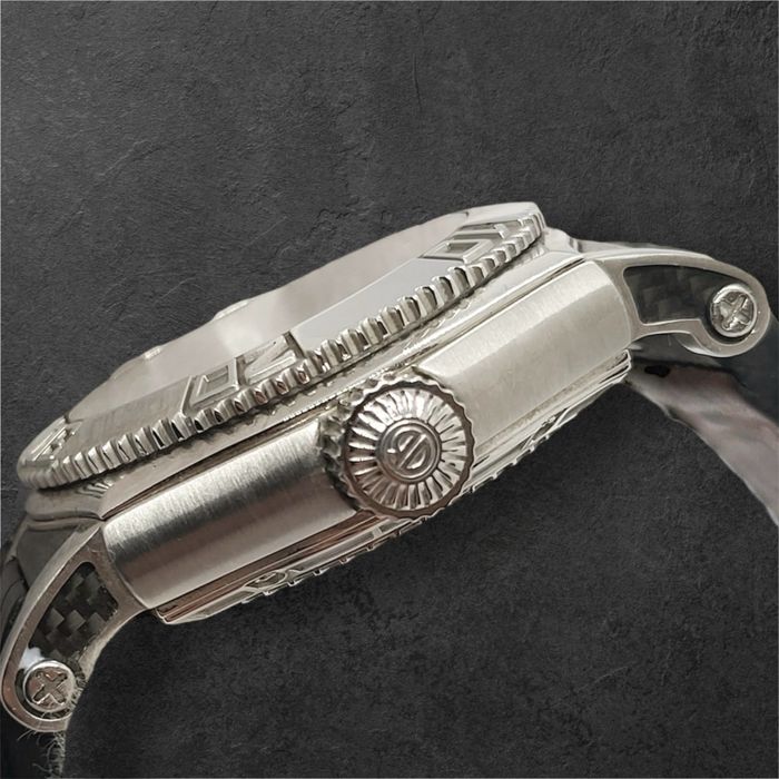 Roger Dubuis EasyDiver мъжки лимитиран часовник