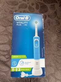 Електрическа четка за зъби Oral-b