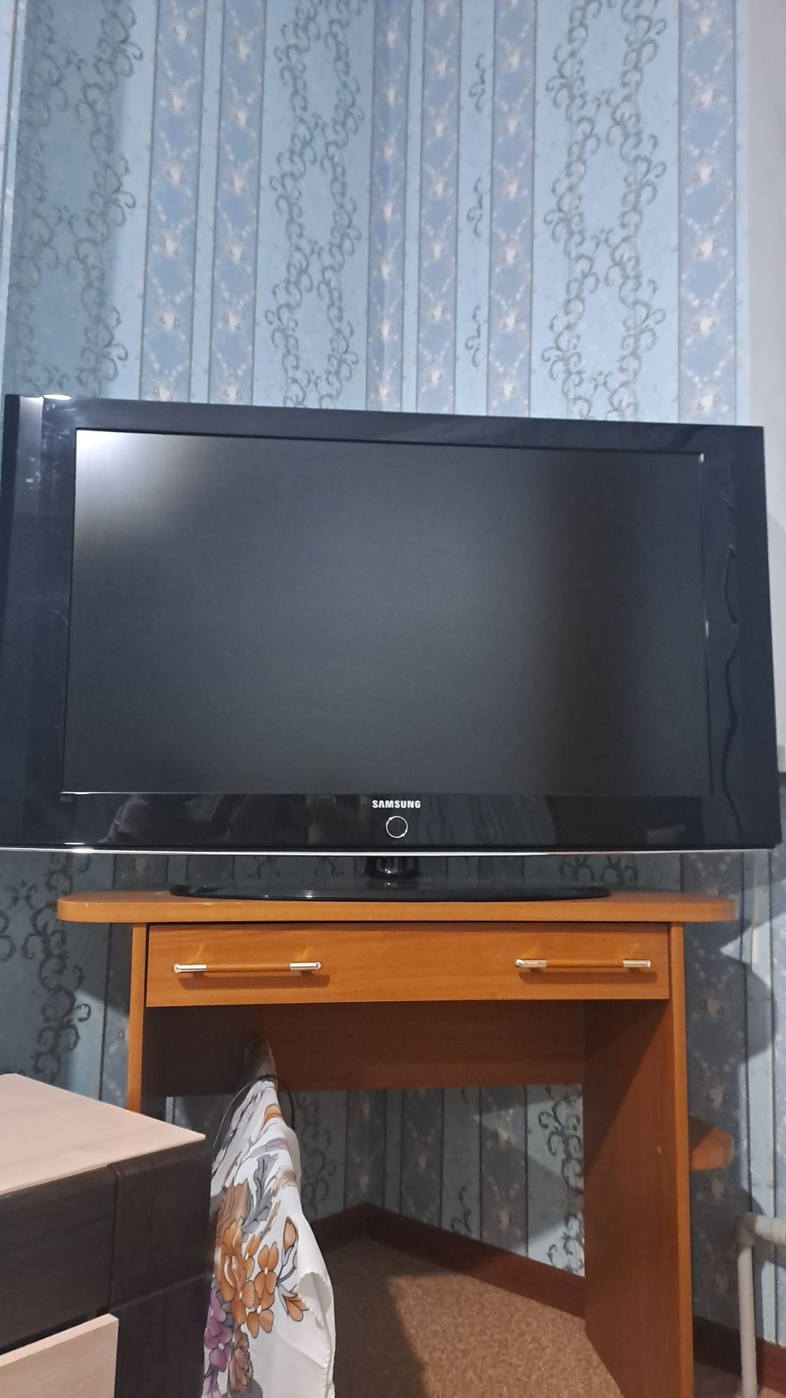 Самсунг, диагональ 120