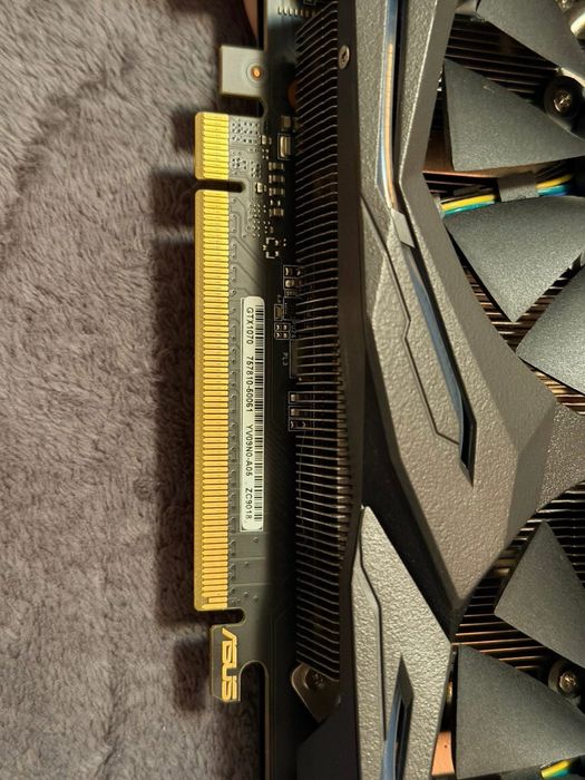 Asus GTX 1070 strix 8GB