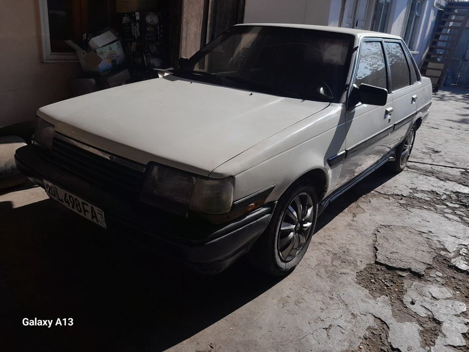 Авто тойота коронна сотилади 87йил бензин мотор коробка килинган 32млн