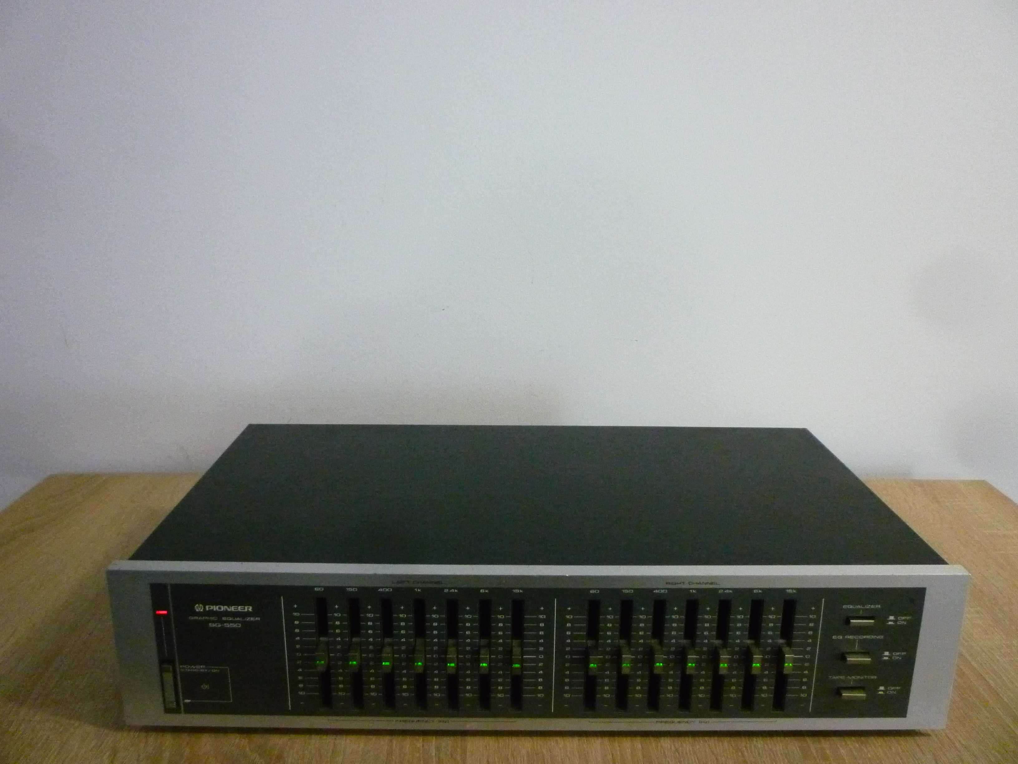 egalizator  grafic pioneer  sg-550