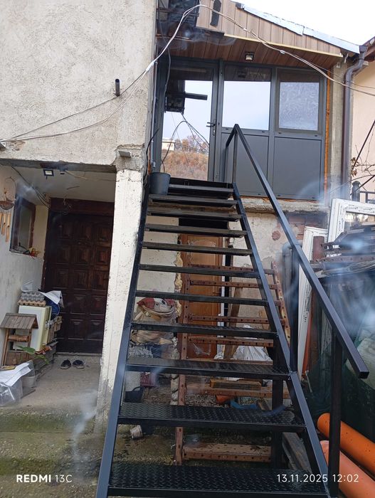 Метални конструкции и мобилни заваръчни услуги