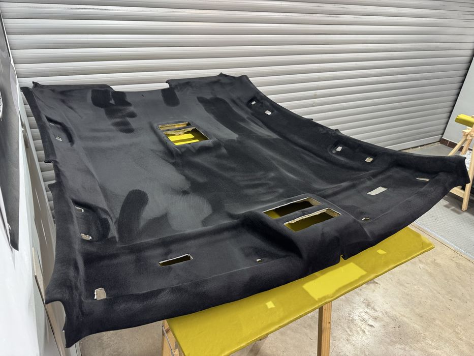 Таван, колонки и прилежащи пластмаси в алкантара е60