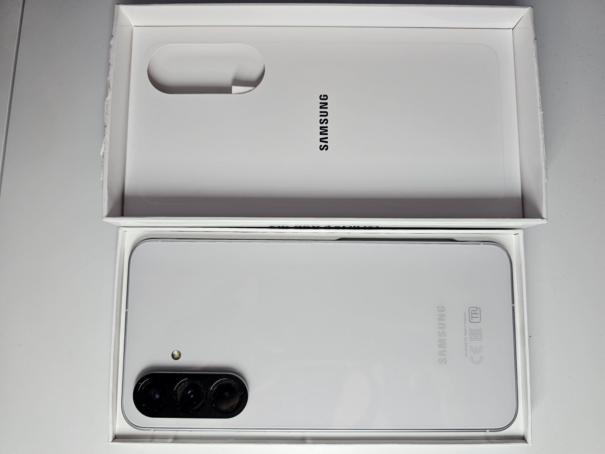 Samsung A56 5G срочно