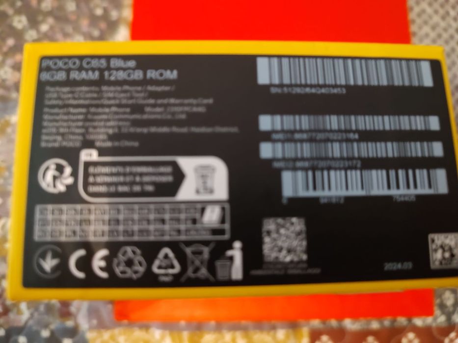 Smartphone Poco C65 nou și smartwatch sport