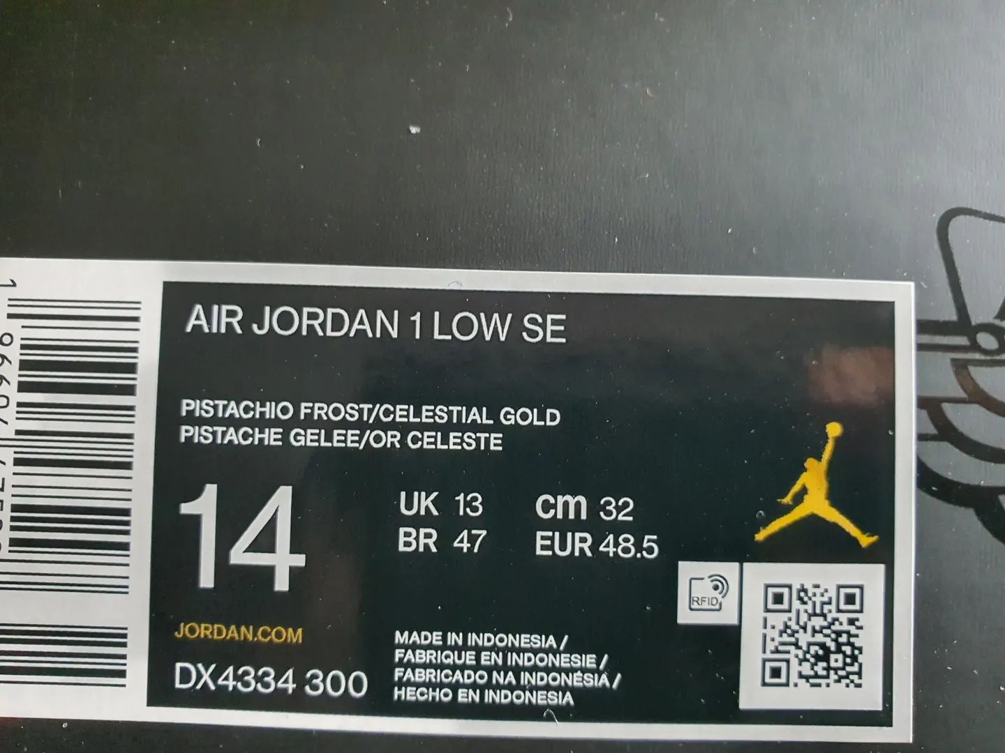 .
Кецове Nike Air Jordan 1 Low

Чисто нови с кутия.

Размер 48.5 стелк