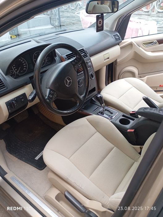 Mercedes a class a200