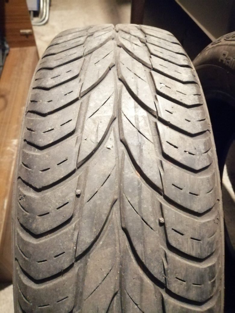 Летни гуми Goodyear- 205/60/16 ; 175/65/14-UNIROYAL